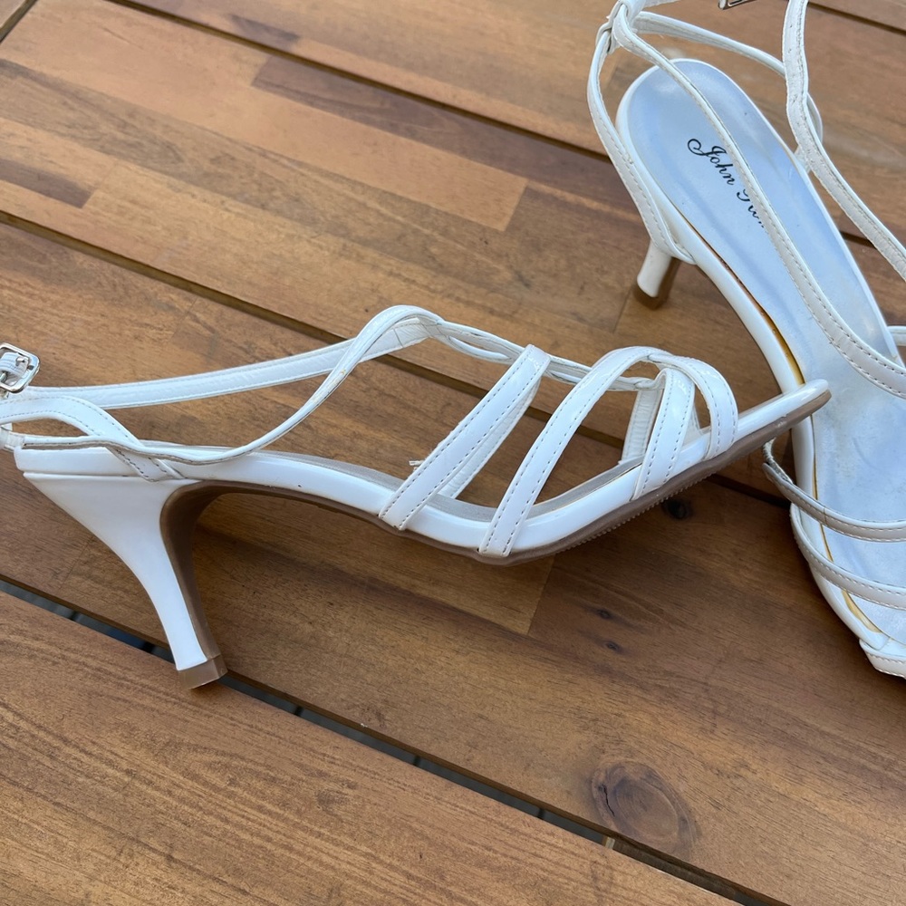 Dress heels - Picture 2 of 4